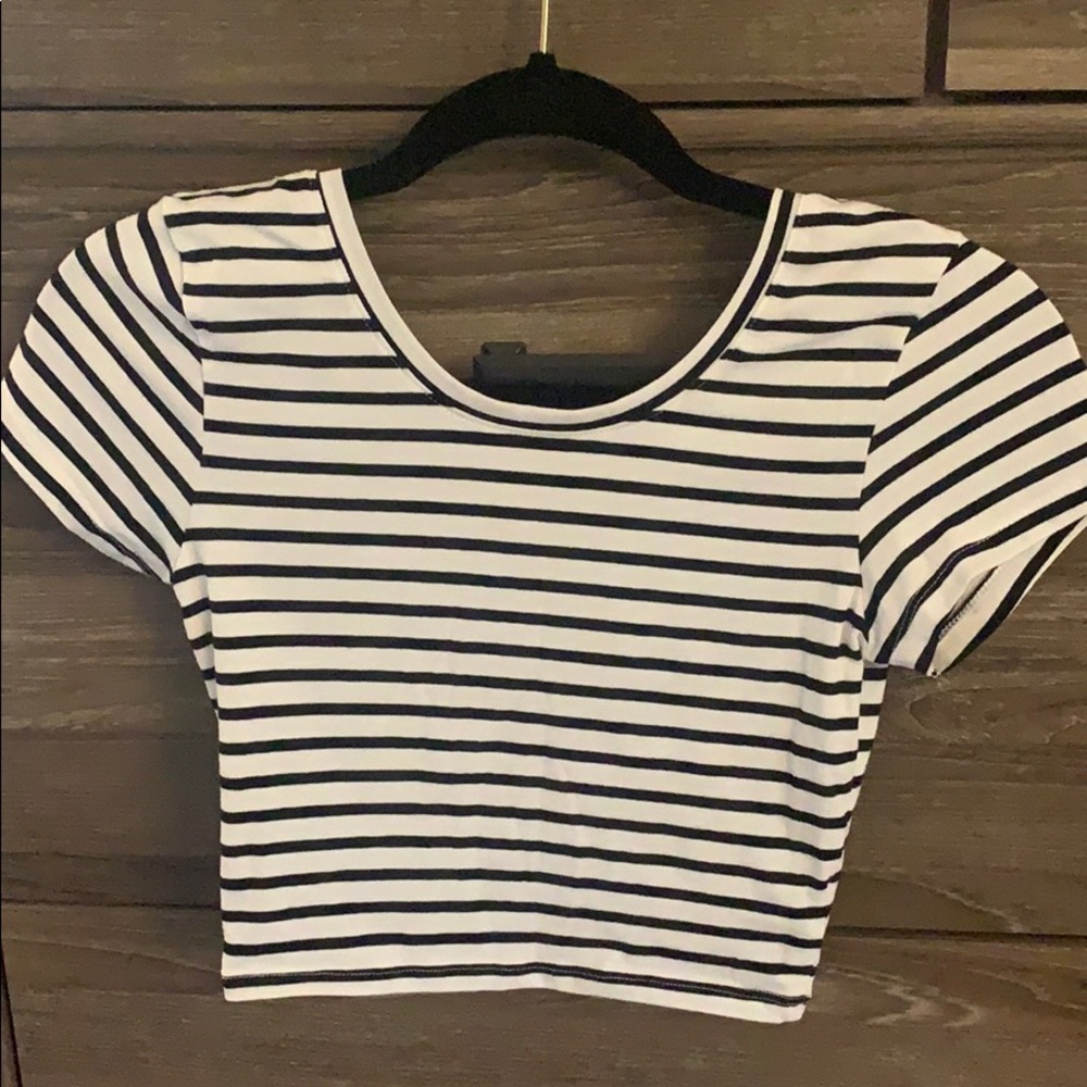 *NWOT* Striped Crop Top